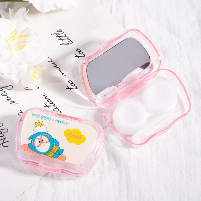 Contact lens cases